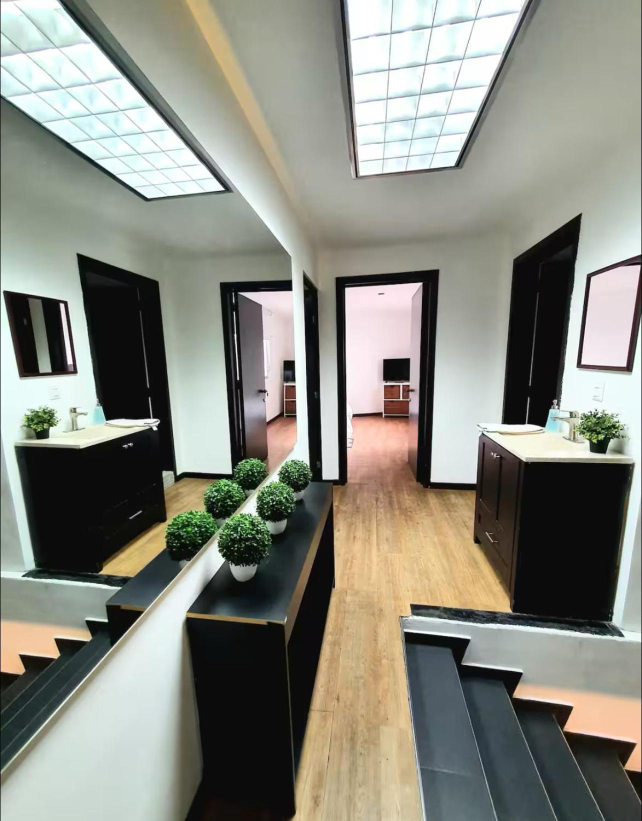 Hostal Top Location Ideal Para Viajeros Polanco Mexico City Exterior photo